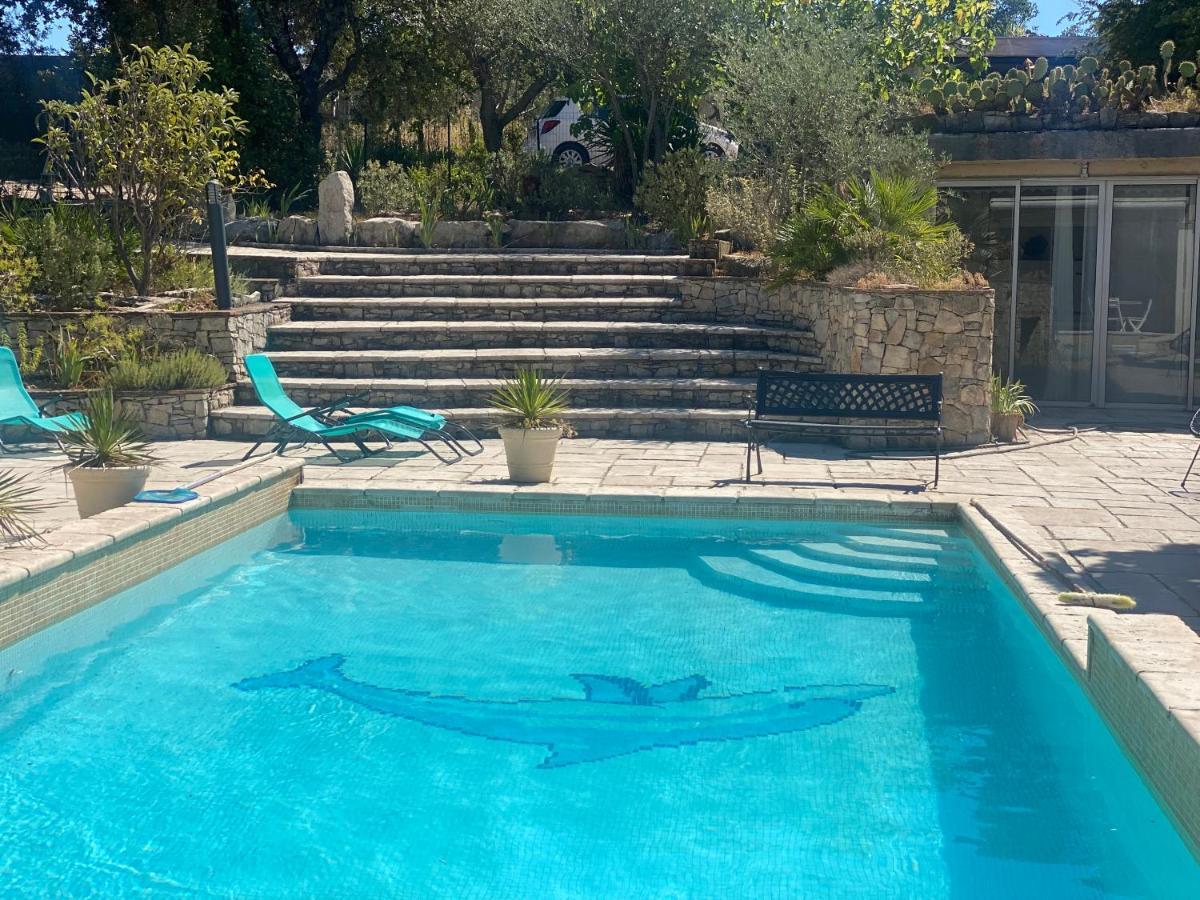 Villa Nîmes Extérieur photo