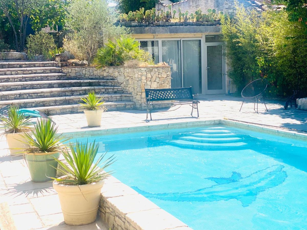 Villa Nîmes Extérieur photo